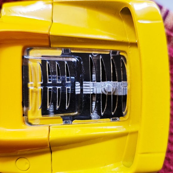 *50% PRICE DROP!* Rare YELLOW Welly 1:24 Ferrari F50 die-cast model car - Picture 14 of 16